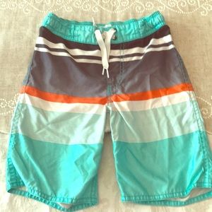 Boys Size 6-7 BoardShorts